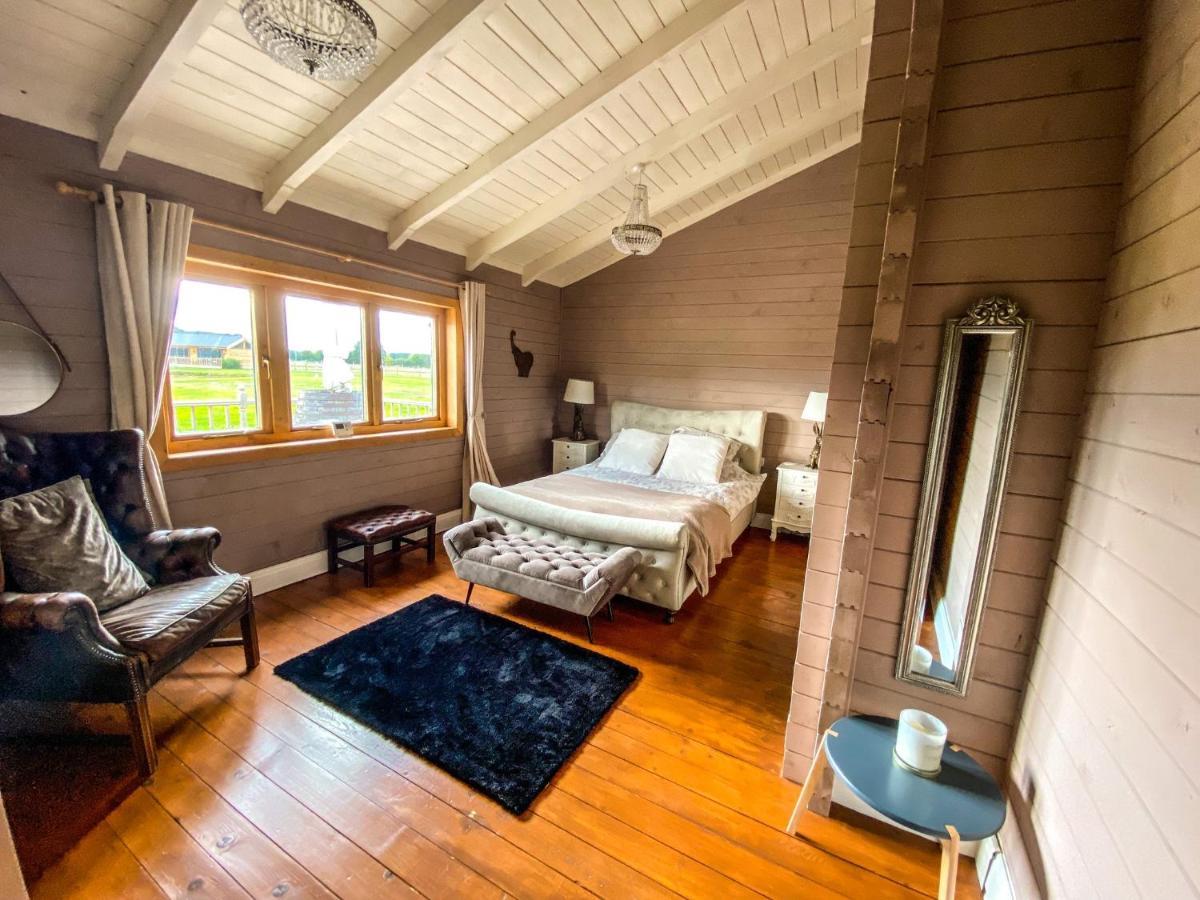 Beautiful 3-Bed Luxury Private Lodge In York Exterior foto