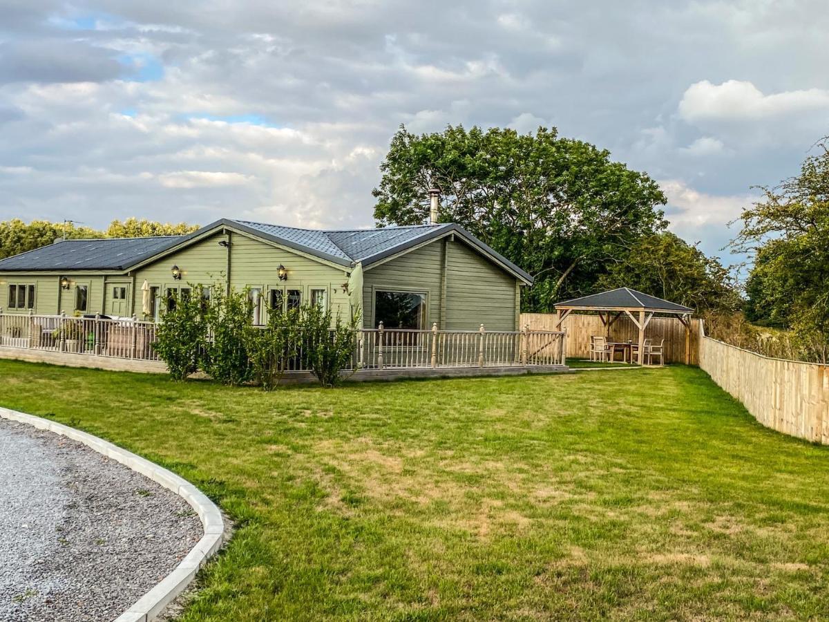 Beautiful 3-Bed Luxury Private Lodge In York Exterior foto