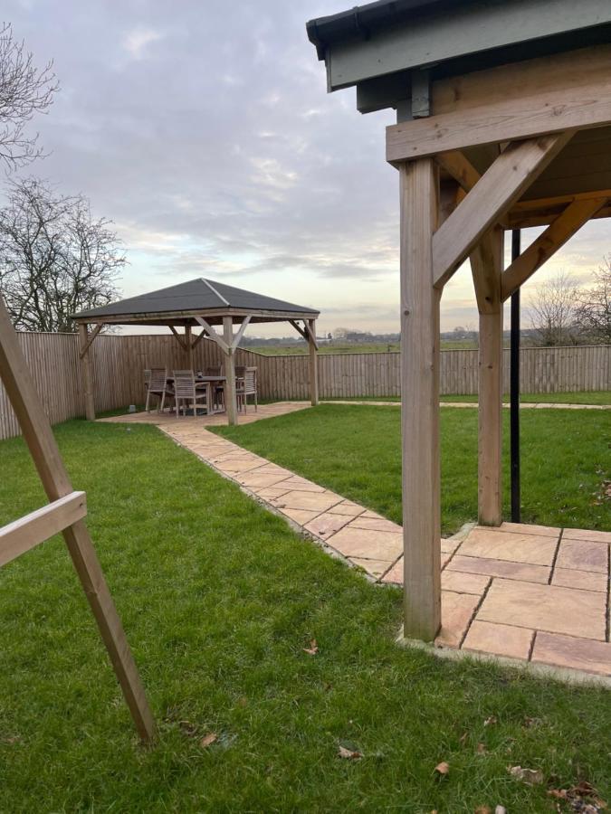 Beautiful 3-Bed Luxury Private Lodge In York Exterior foto